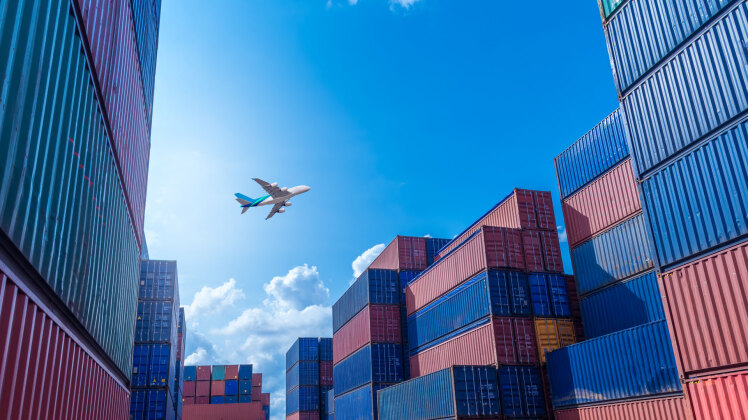 مجوز واردات و صادرات چیست و چطور آن را دریافت کنیم؟